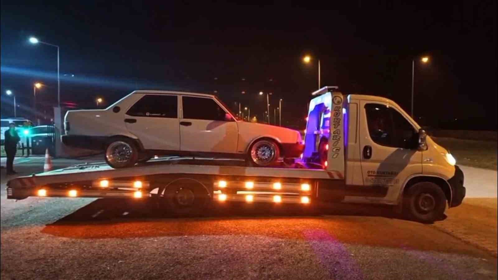 Çaycuma’da gece saatlerinde film gibi kovalamaca kamerada: 366 bin TL ceza kesildi