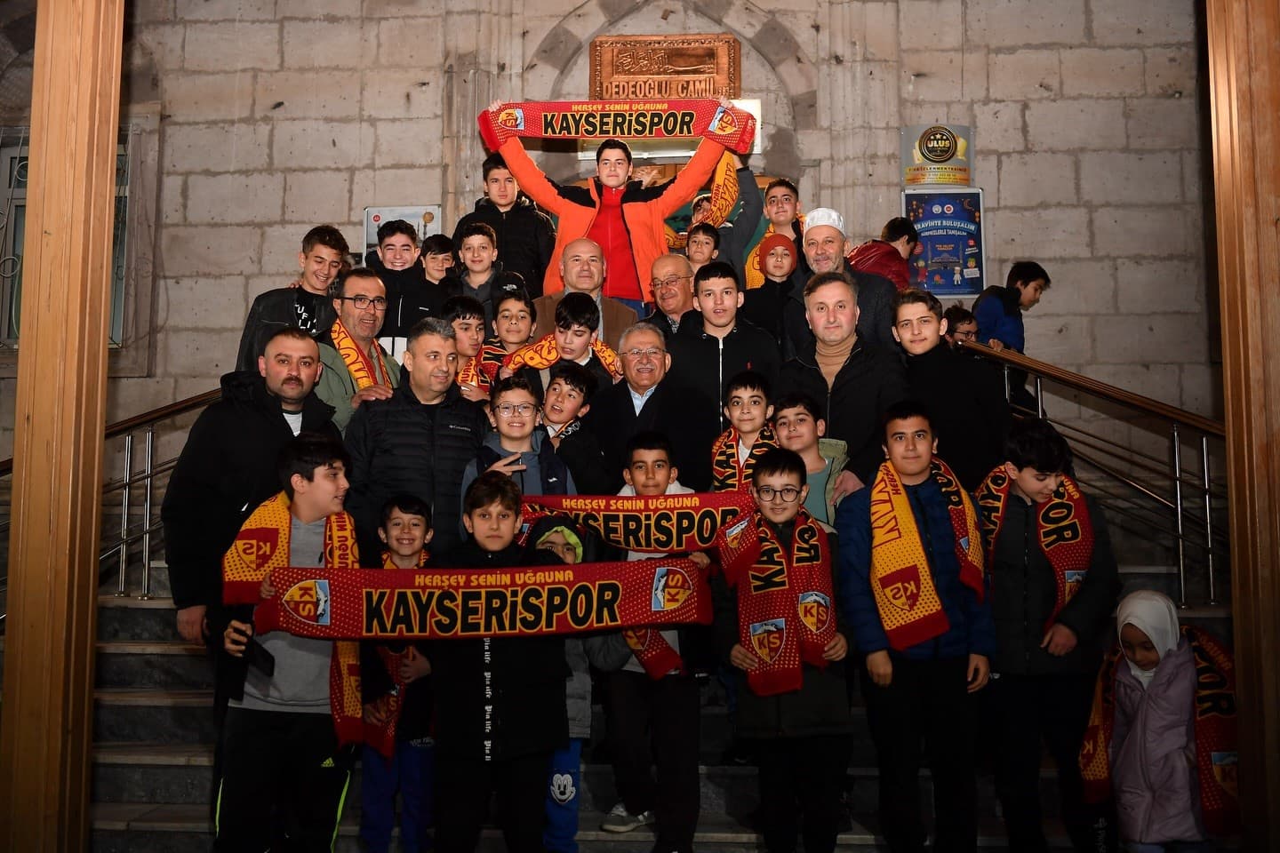 Başkan Büyükkılıç iftar sofralarında