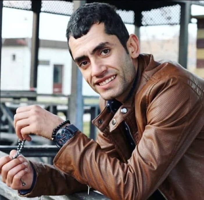 Gaziantep’teki cinayet anı kameraya yansıdı: Araçla yanaşarak ateş etti