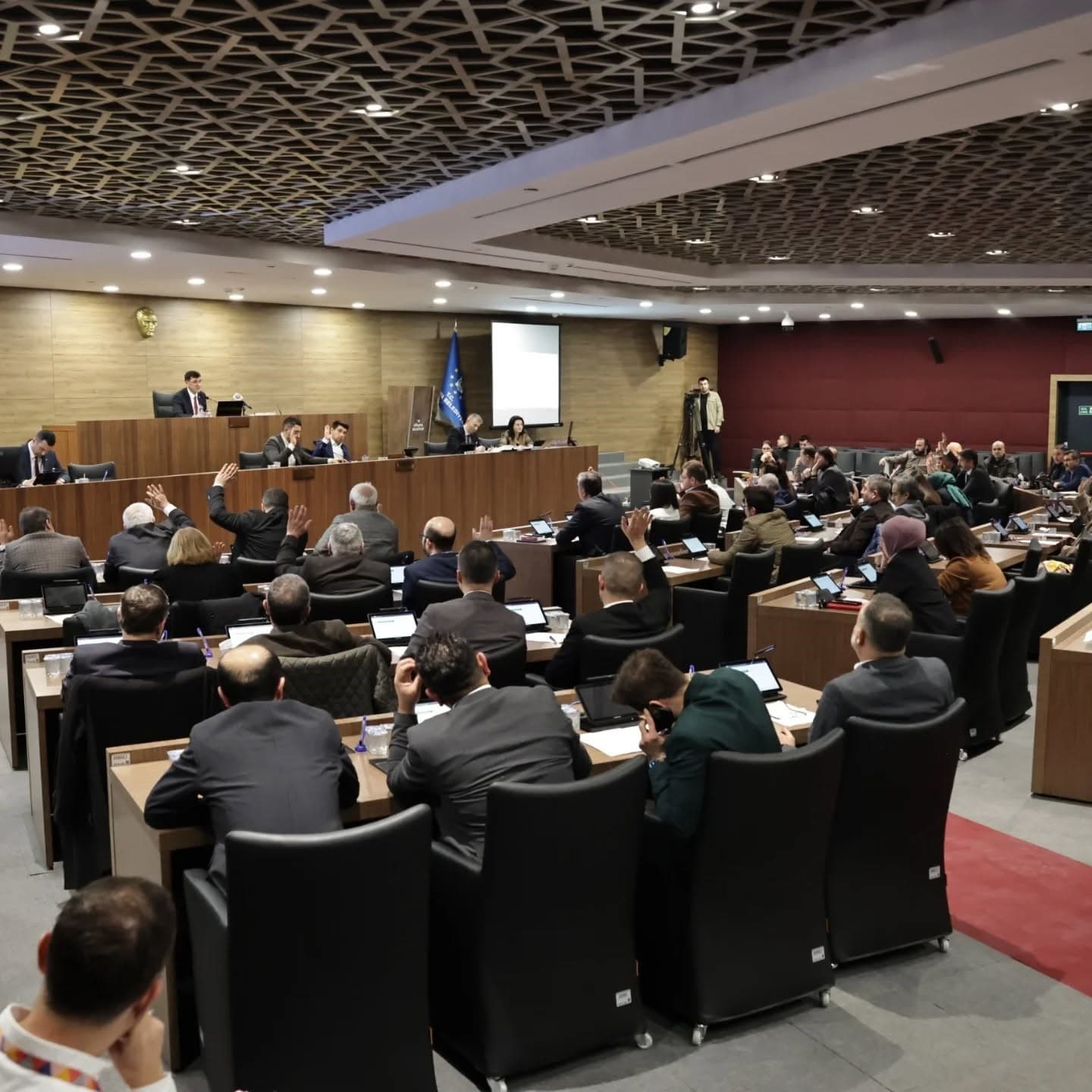 Kütahya Belediye Meclisi’nde 57 gündem maddesi görüşüldü, 4 madde reddedildi