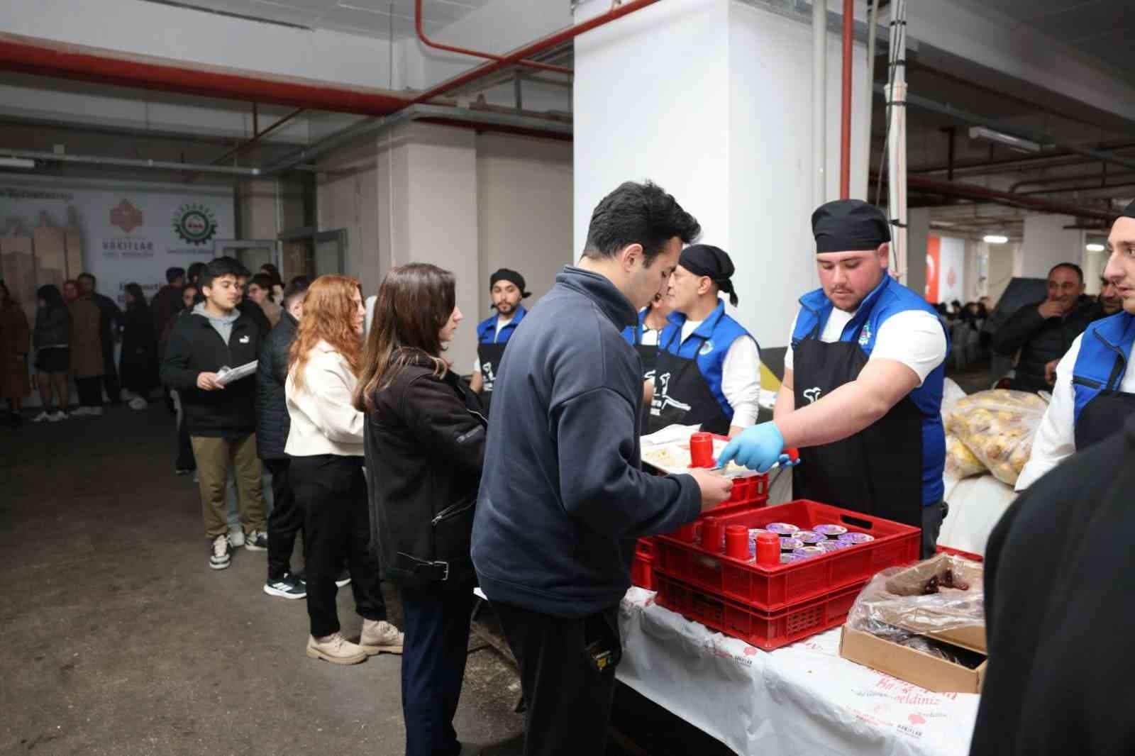 Denizli OSB, Ramazan ayında 80 bin kişiyi aynı sofrada buluşturuyor