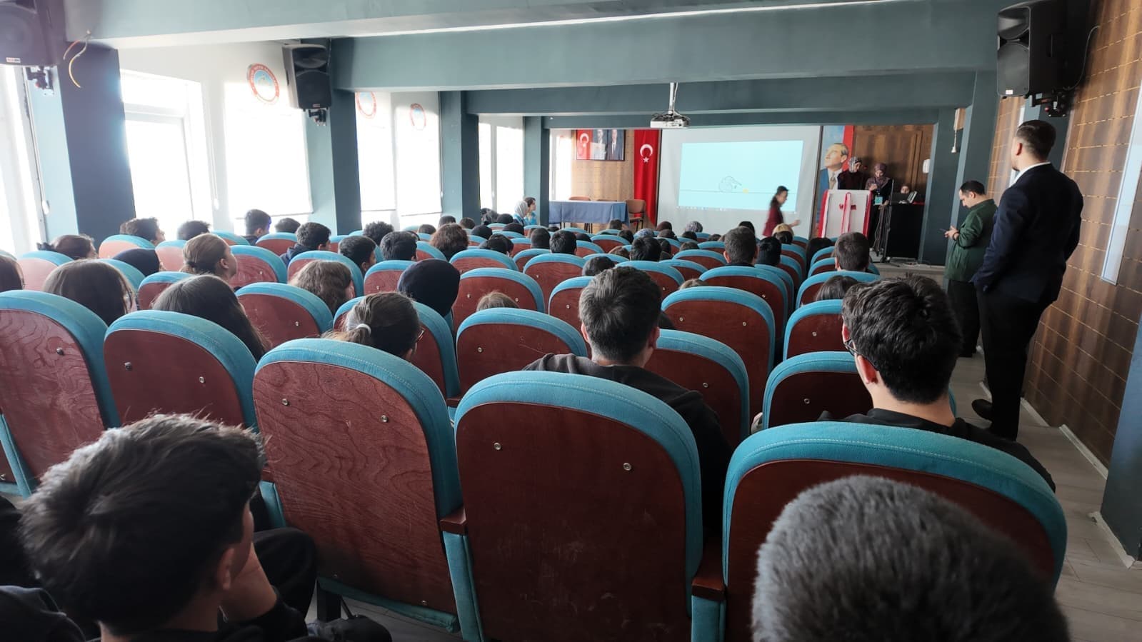 Akran Gücüyle Temiz Gelecek Afyon’da projesi gerçekleştirildi