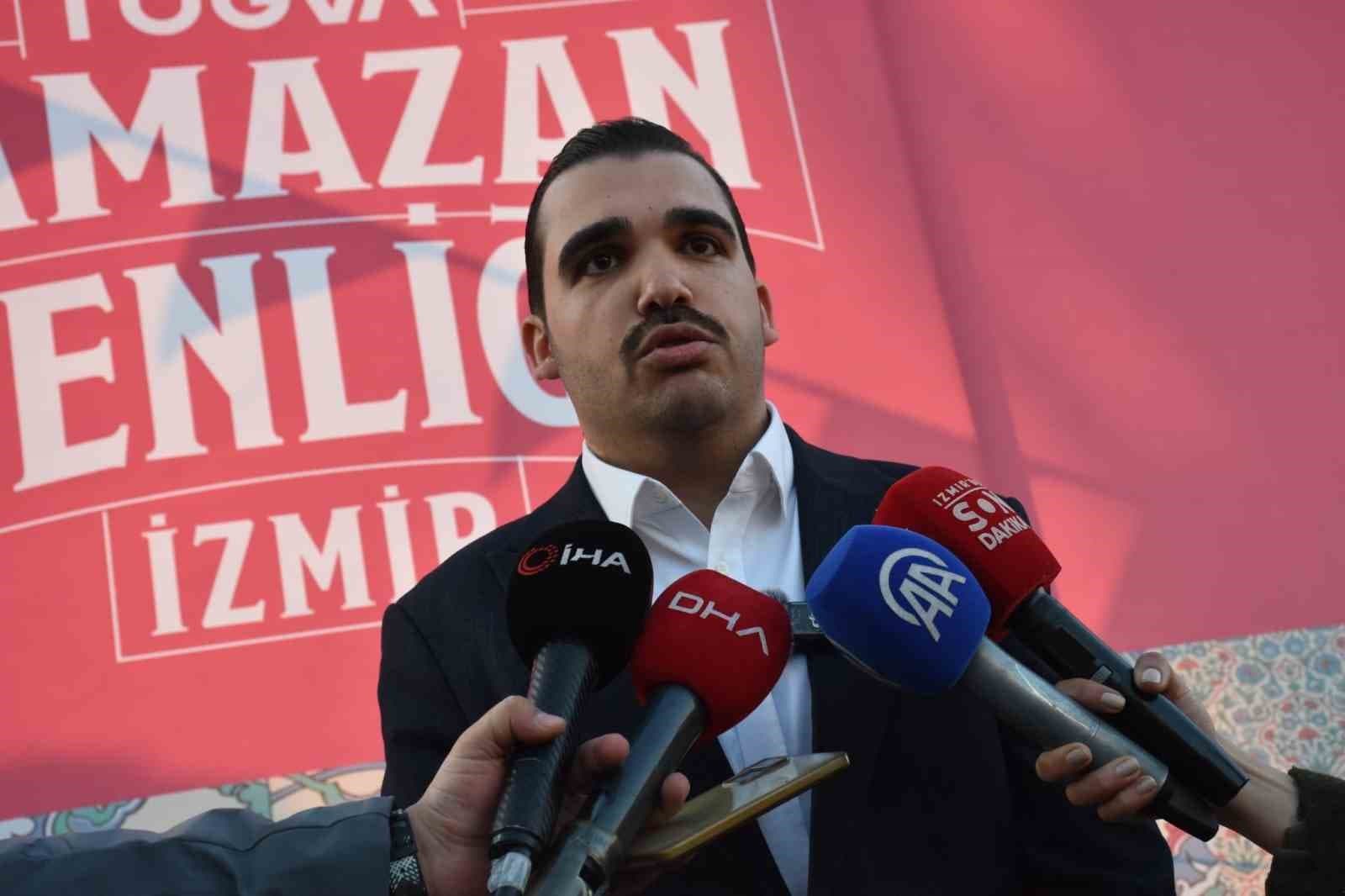 İzmir’de ’Ramazan Şenliği ve Büyük Aile İftarı’