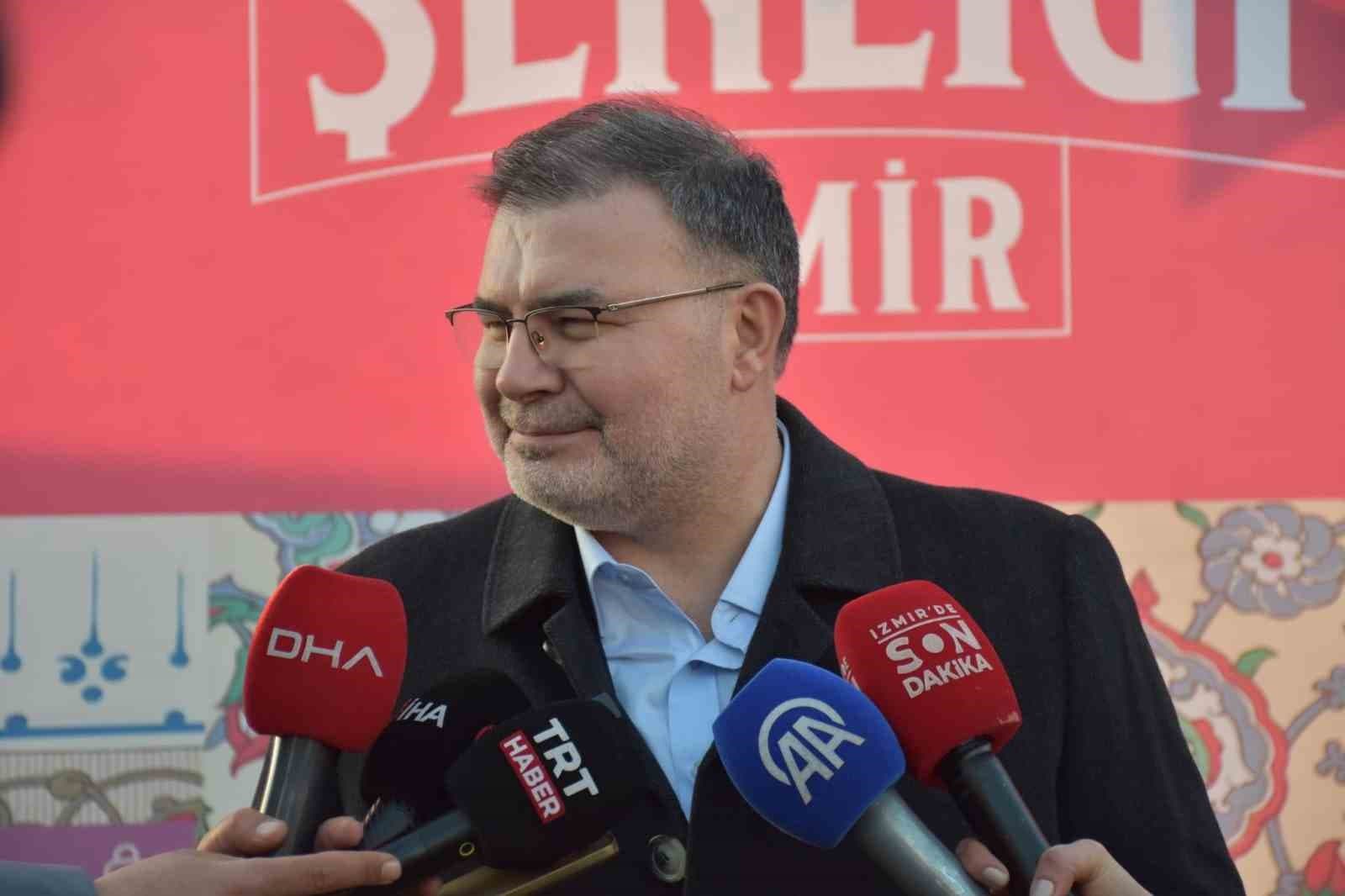 İzmir’de ’Ramazan Şenliği ve Büyük Aile İftarı’