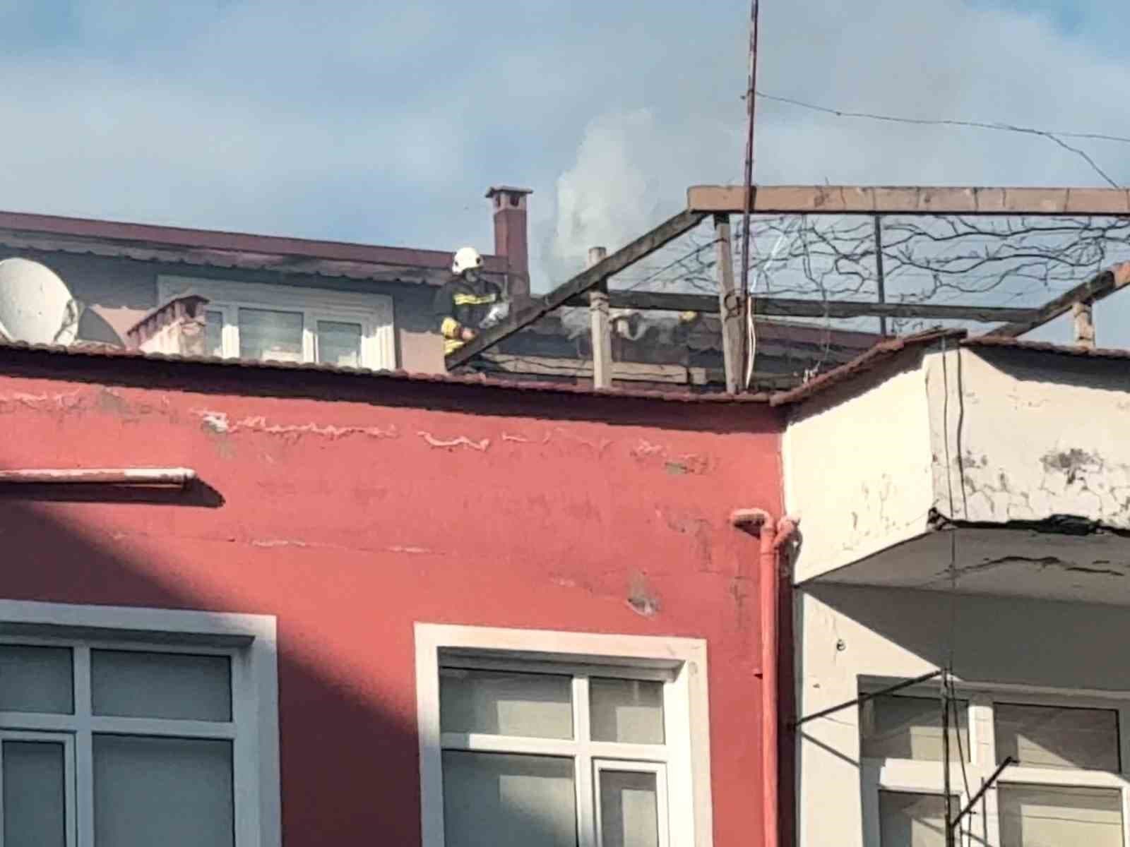 Ordu’da 3 katlı binada korkutan baca yangını
