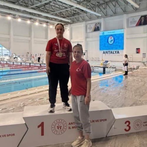 Muğlalı özel sporcu Oral, Türkiye Şampiyonası’nda 6 altın madalya kazandı