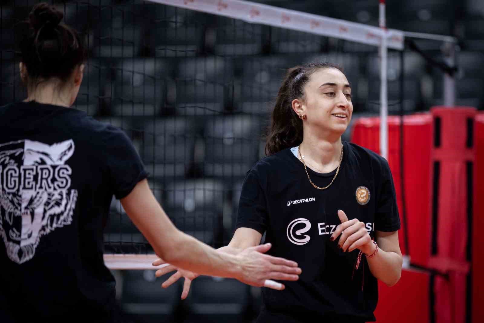 Eczacıbaşı Dynavit, çeyrek finalde DevelopRes Rzeszow karşısında