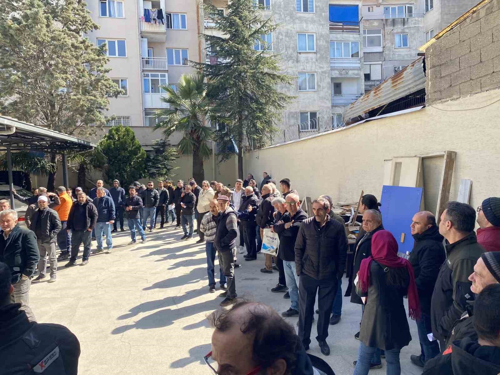 Bursa Şoförler Odası Başkanı Çakır: "APP plaka kaçak plakadır, mühürlü plakalarla ilgili sorun yok"