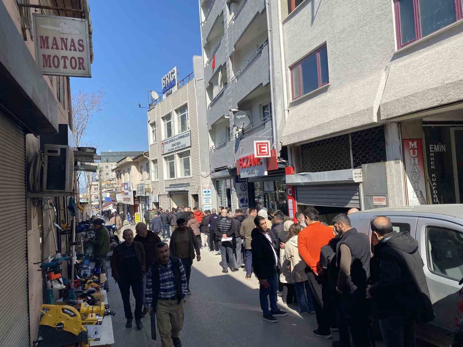 Bursa Şoförler Odası Başkanı Çakır: "APP plaka kaçak plakadır, mühürlü plakalarla ilgili sorun yok"