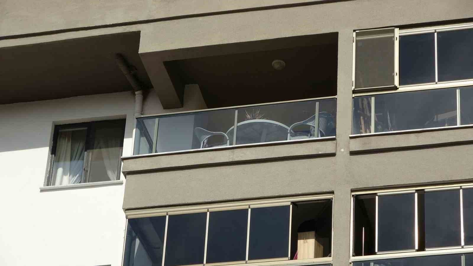 Çanakkale’de 5. kattan düşen restarotör Tuğba Yavaş’ın ölümünde mahkeme eşine kasten adam öldürme soruşturması başlattı