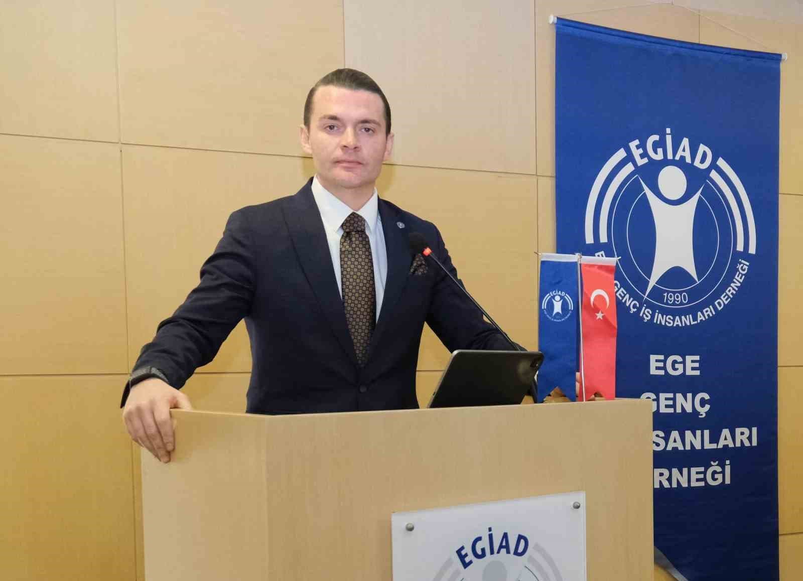 EGİAD üyelerine, ’Yönetimde eşitlik için kadın perspektifi’ konulu seminer