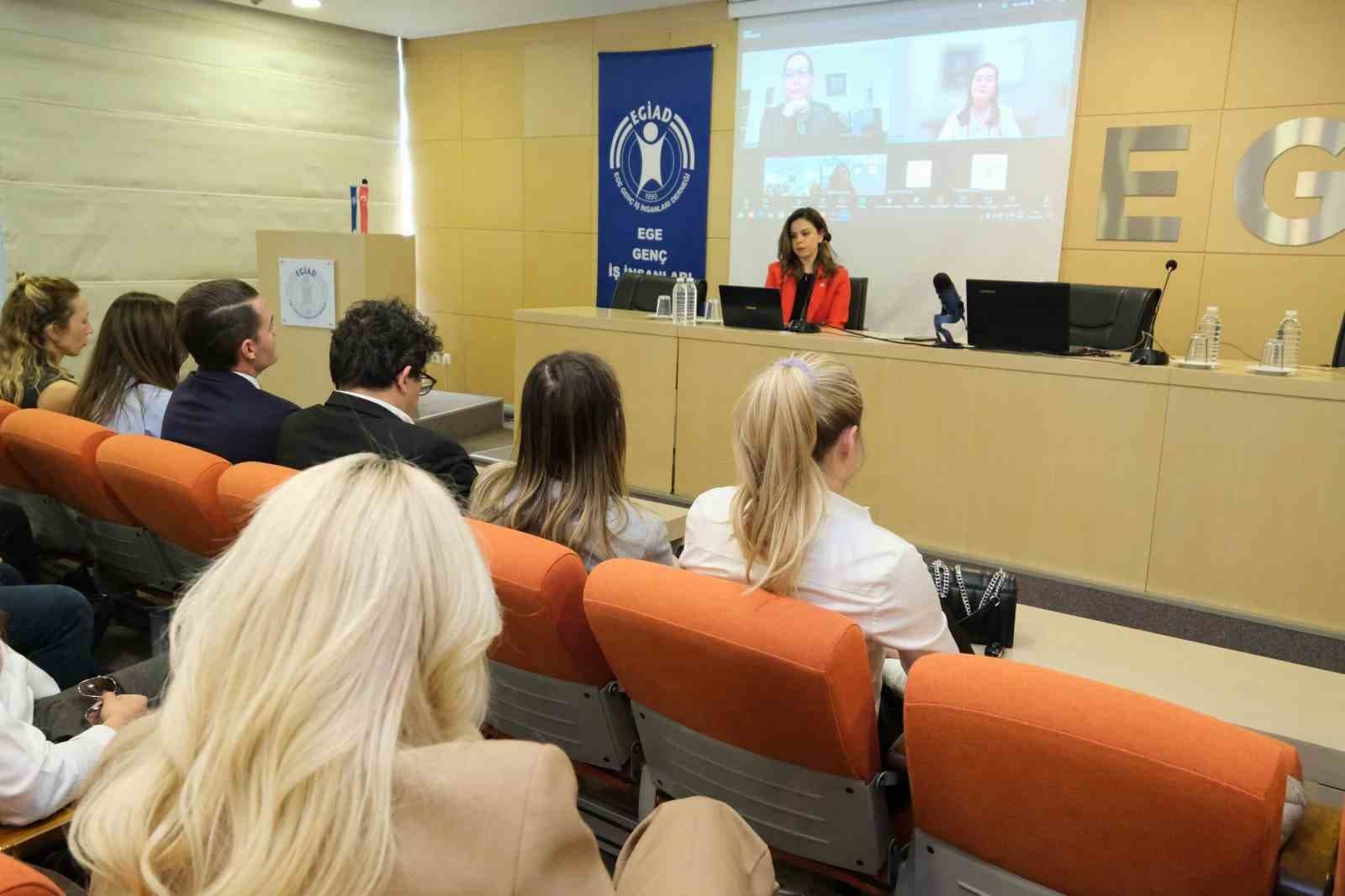 EGİAD üyelerine, ’Yönetimde eşitlik için kadın perspektifi’ konulu seminer