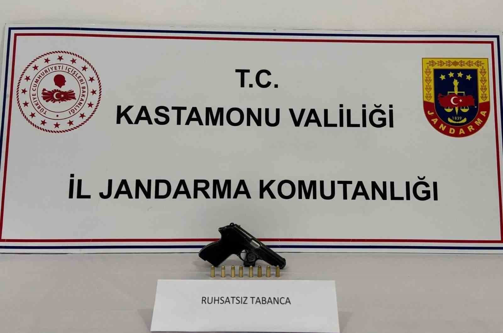 Kastamonu’da 4 adet silah ele geçirildi