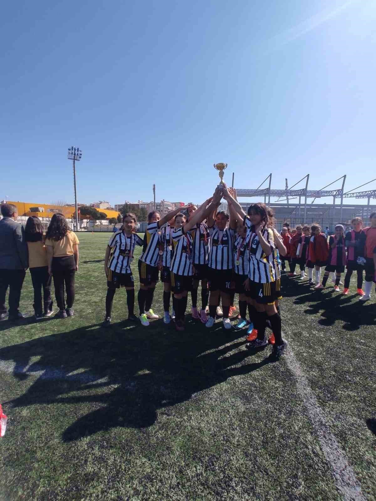 Aydın’da Küçükler Futbol İl Birinciliği tamamlandı