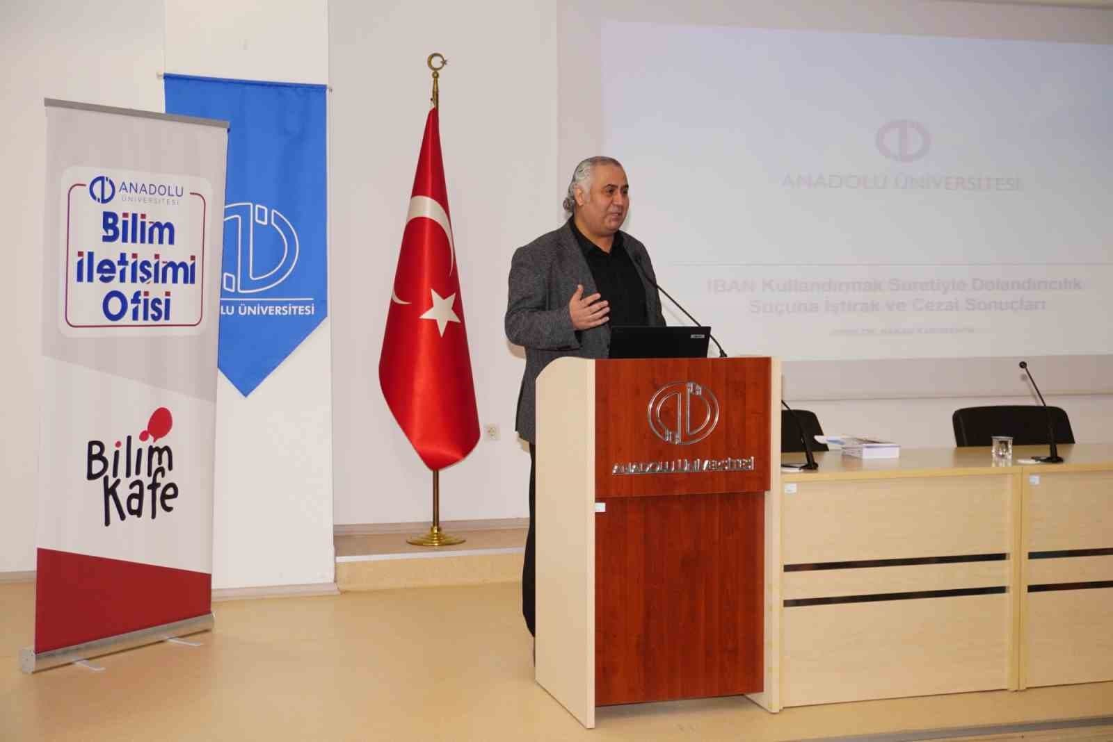 Gençler "IBAN Kullanımı ve Bilişim Suçları" konusunda bilgilendirildi