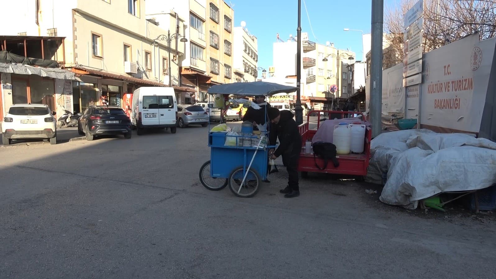 Kilis’te meyan şerbeti iftar sofralarının vazgeçilmezi