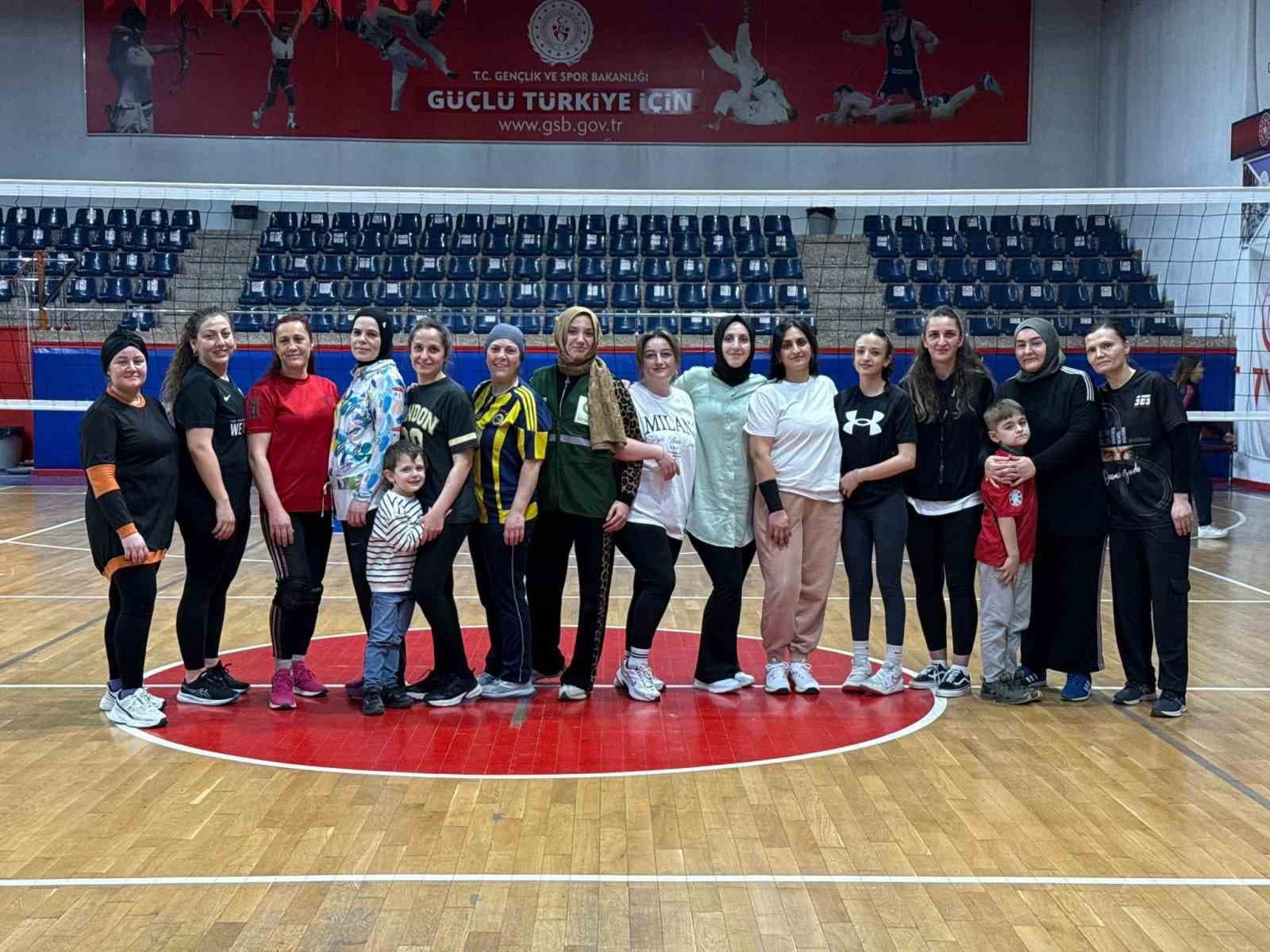 Kadınlar gününde Düzce’nin sultanları sahadaydı