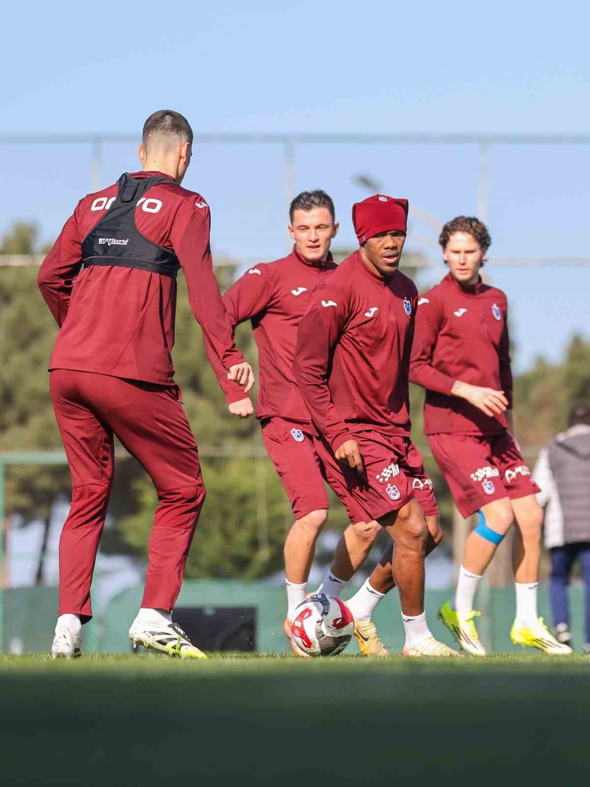 Trabzonspor, Çaykur Rizespor maçı hazırlıklarına başladı