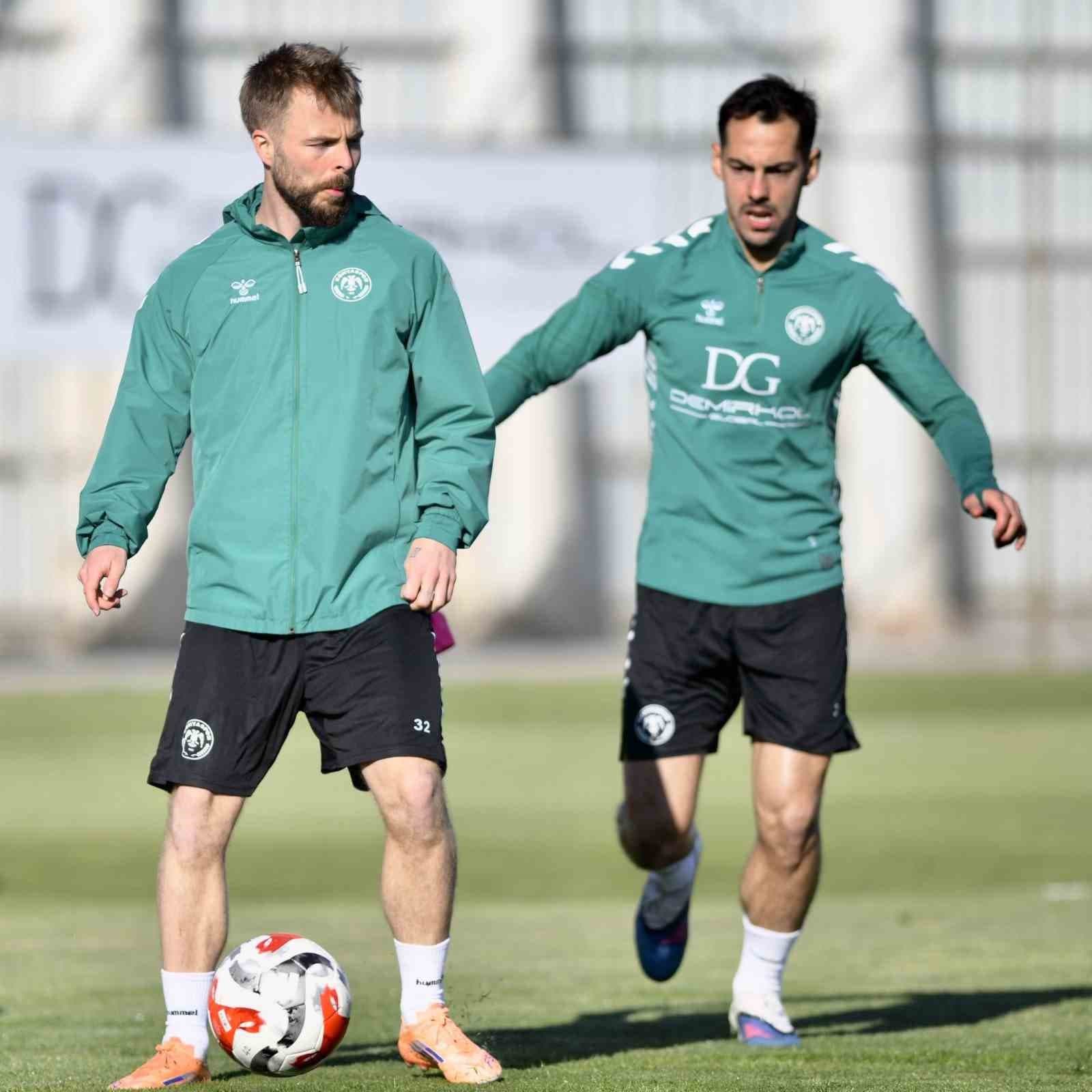 Konyaspor, Kocaelispor maçı hazırlıklarına başladı