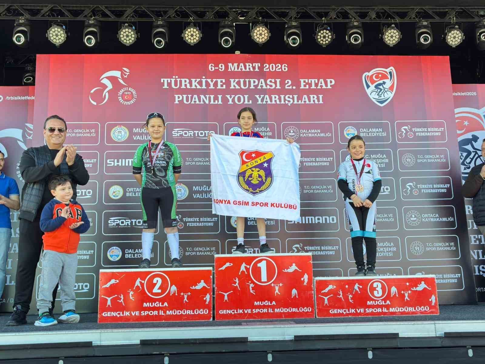 Akhisarlı minik pedallar Muğla’da kürsüye damga vurdu