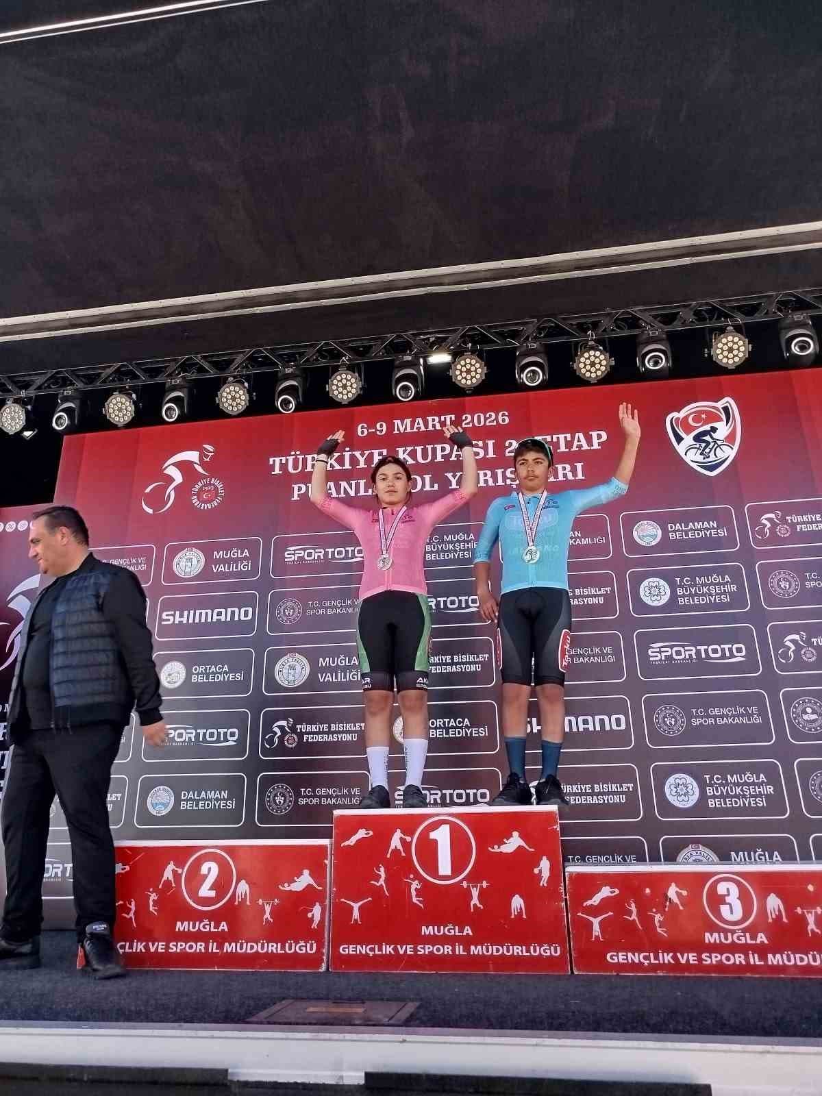 Akhisarlı minik pedallar Muğla’da kürsüye damga vurdu