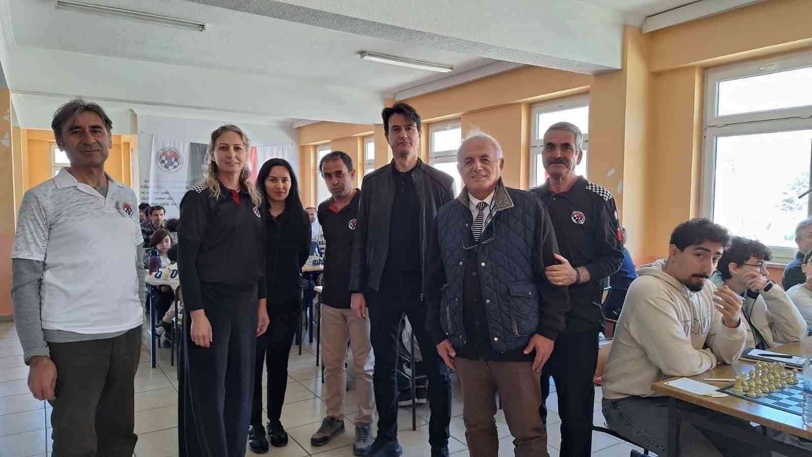 Köyceğiz’de 153 satranç sporcusu Çanakkale Şehitleri için buluştu