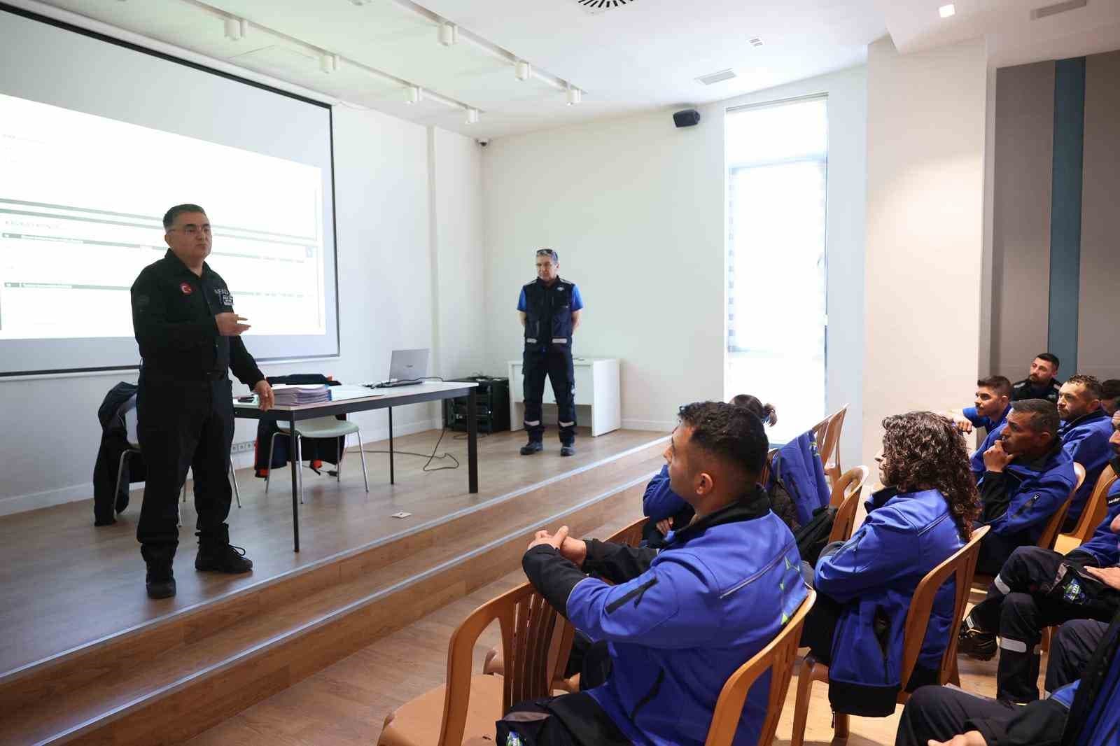Merkezefendi’de MAKUT ekibi afet hazırlığı için bir araya geldi