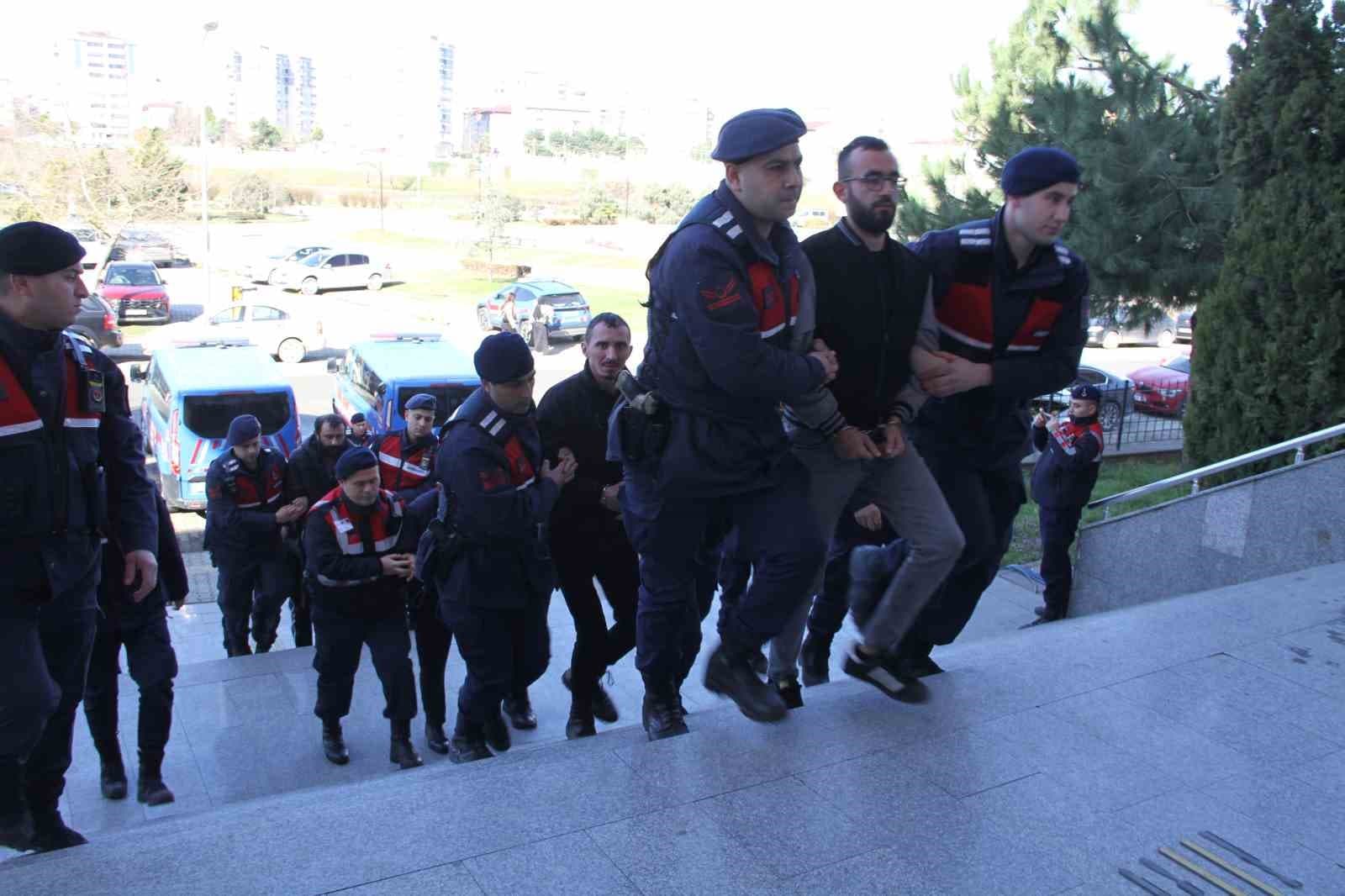 Samsun’da uyuşturucu operasyonu: 15 şüpheli adliyede