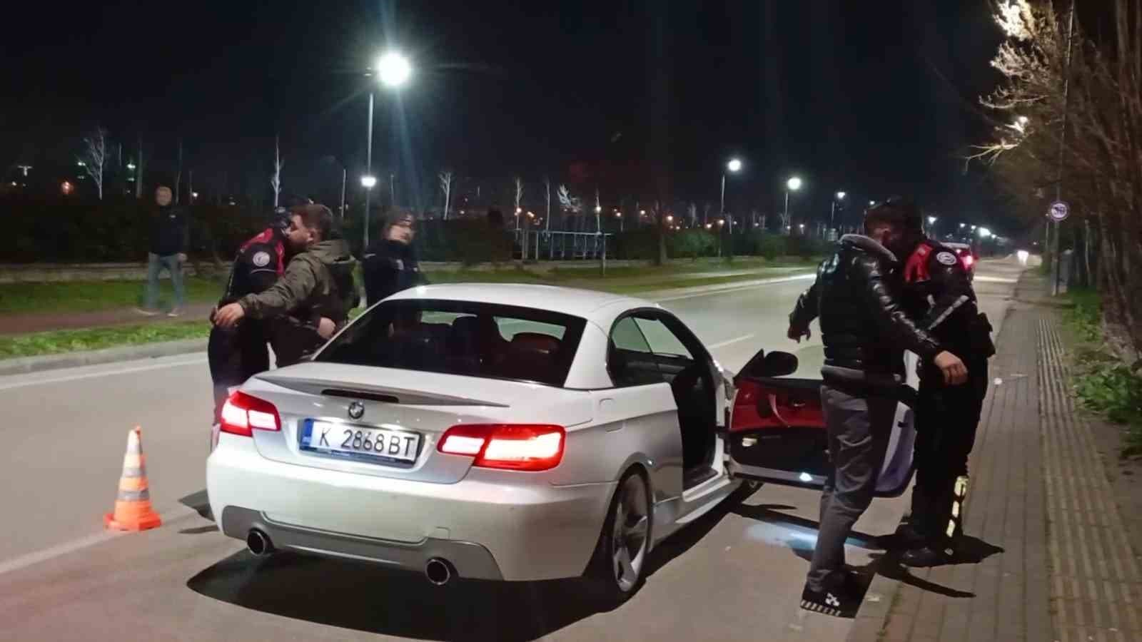 Bursa’da yer değiştiren ‘piyasacılara’ polis baskını