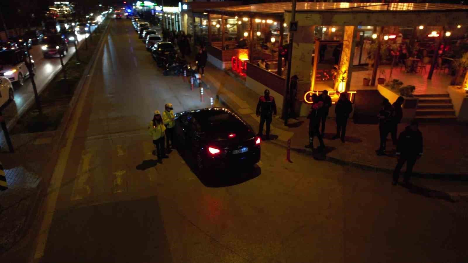 Bursa’da yer değiştiren ‘piyasacılara’ polis baskını