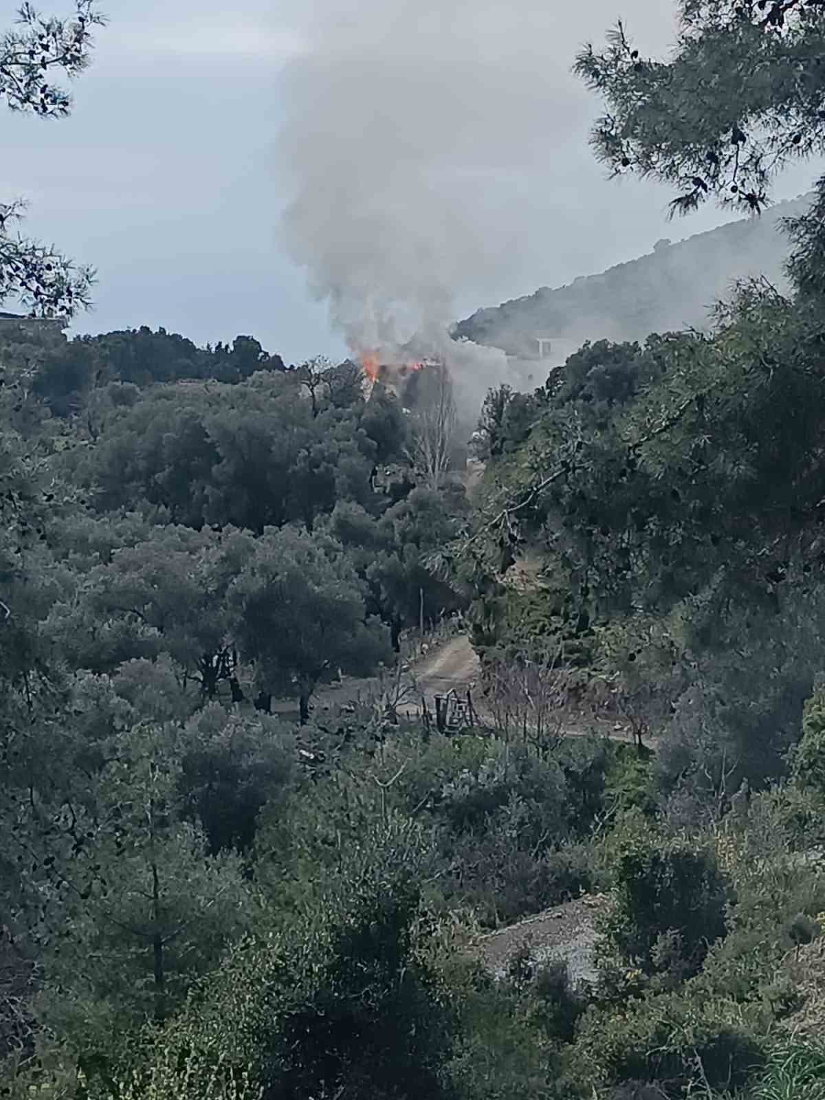 Fethiye’de bungalov ev yangını