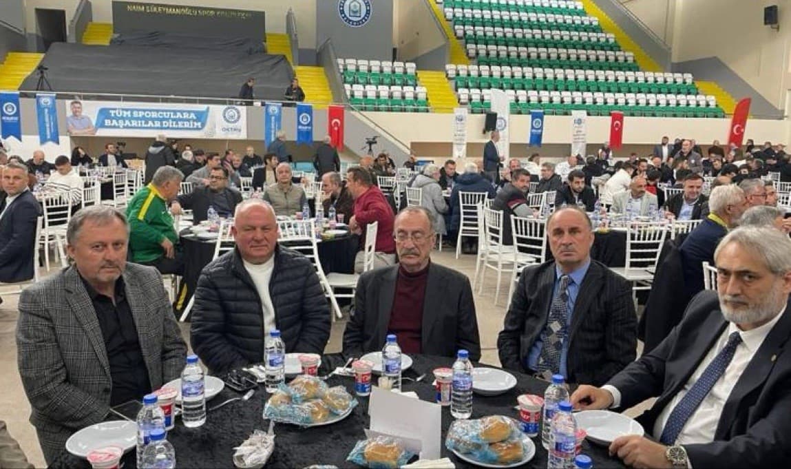 Bilecik ASKF Başkanı Nusret Tosun, Bursa’daki iftar programına katıldı