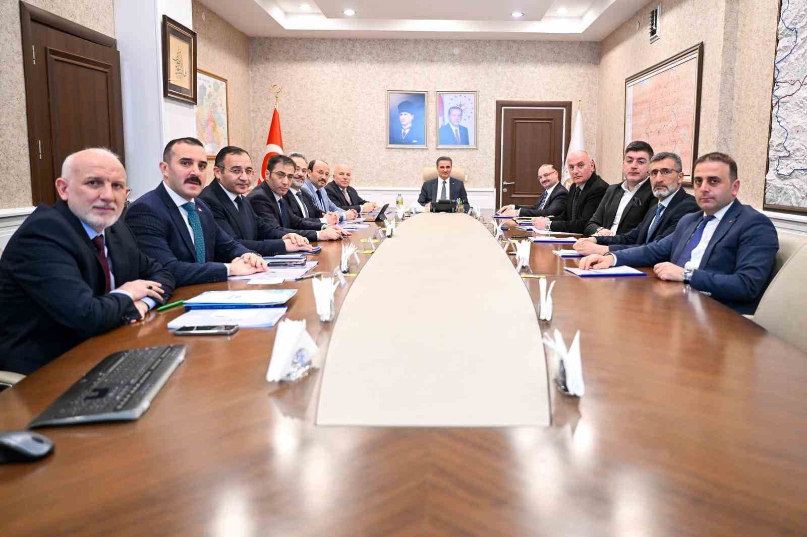 Erzurum’da "Model Fabrika Projesi" istişare toplantısı gerçekleştirildi