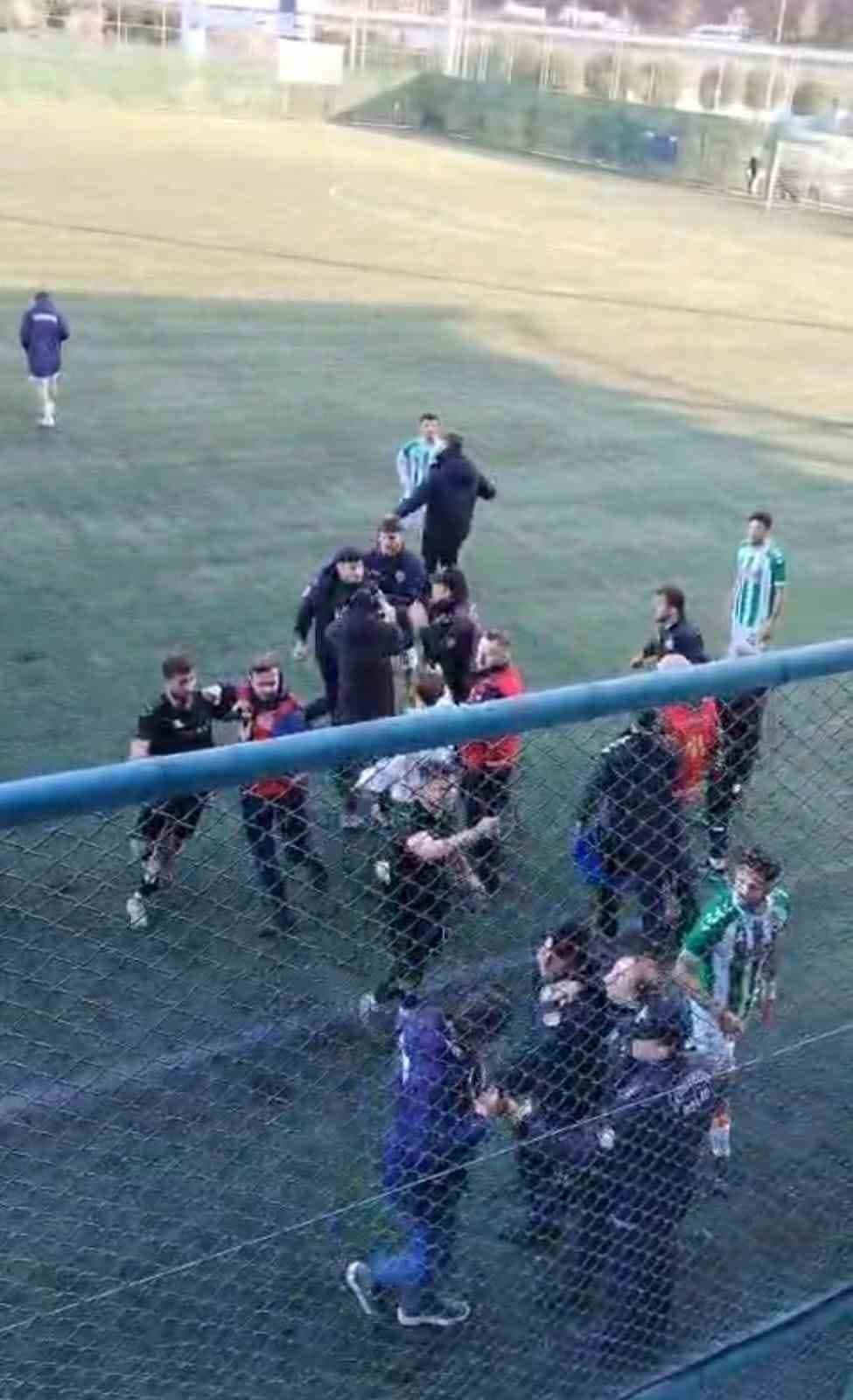 Trabzon’da BAL’a yükselme maçında olay çıktı