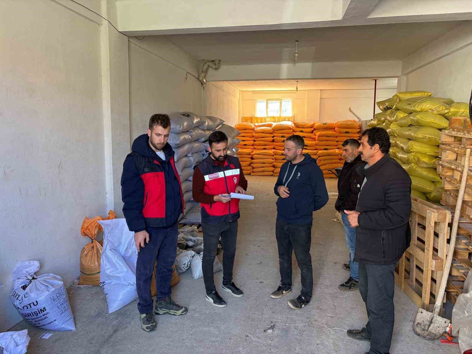 Çavdarhisar’da çiftçilere çörek otu tohumu dağıtımı