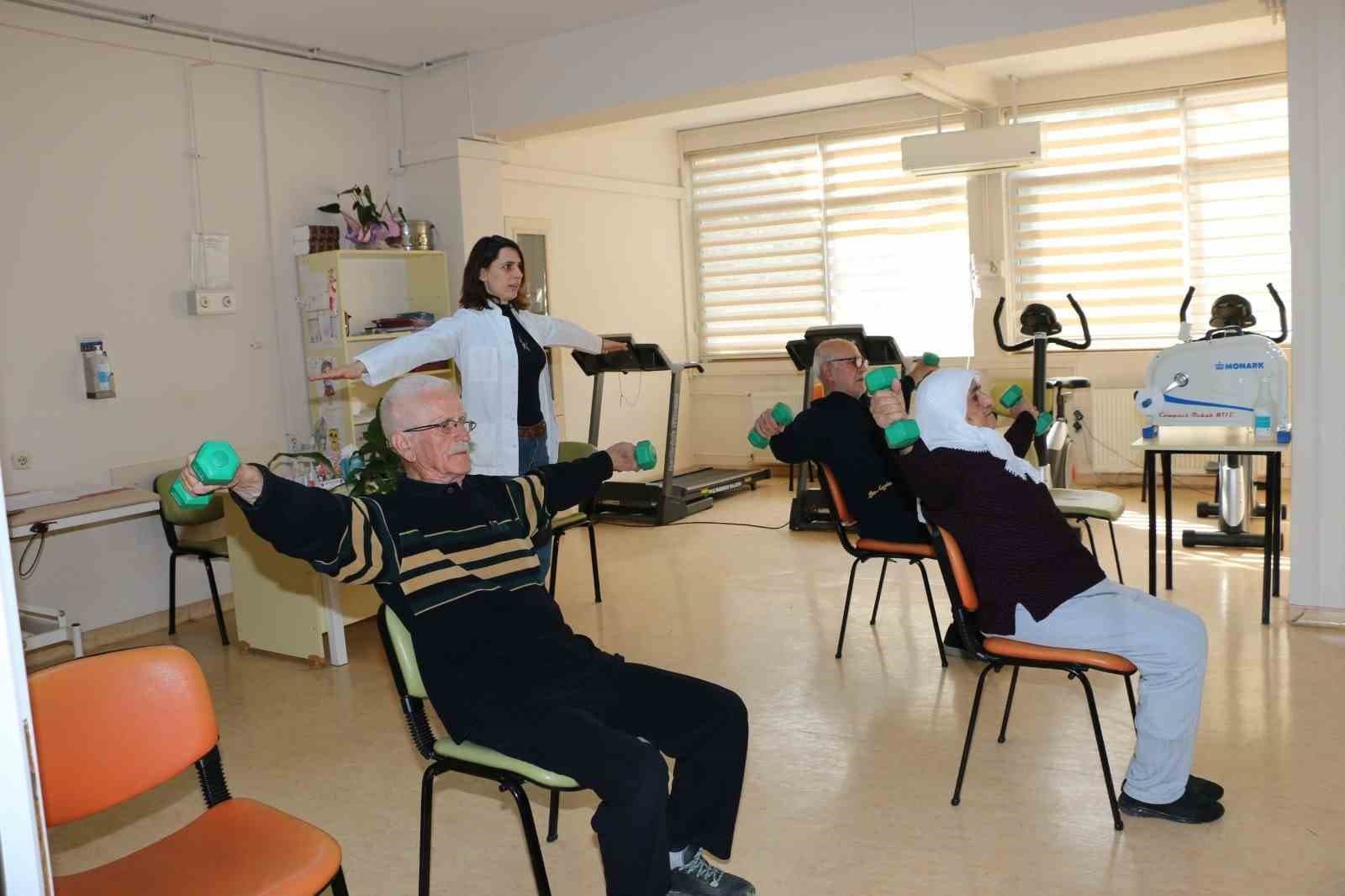 Solunum hastalarına pulmoner rehabilitasyon umut oluyor