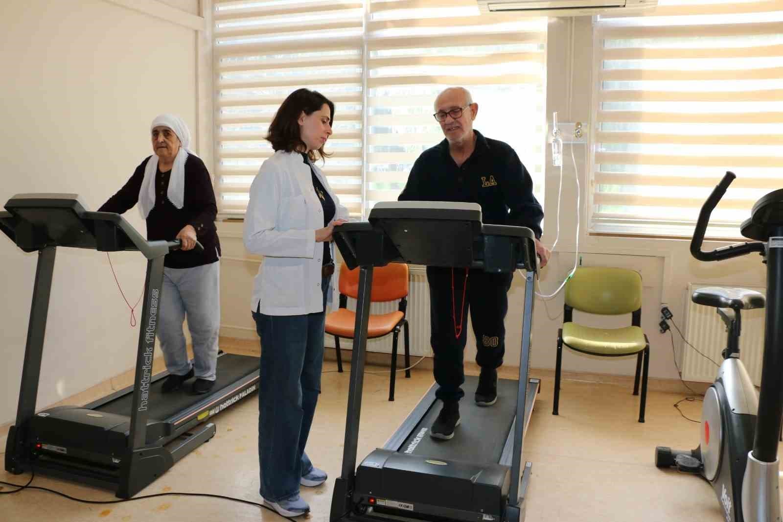 Solunum hastalarına pulmoner rehabilitasyon umut oluyor