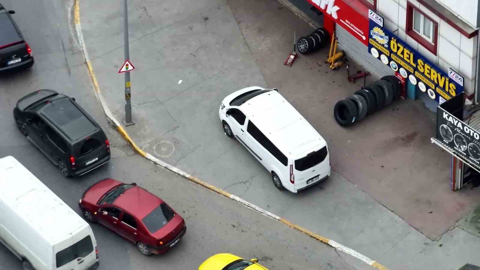 Yolu bırakıp kaldırımdan gittiler: Dron denetiminde ceza yağdı