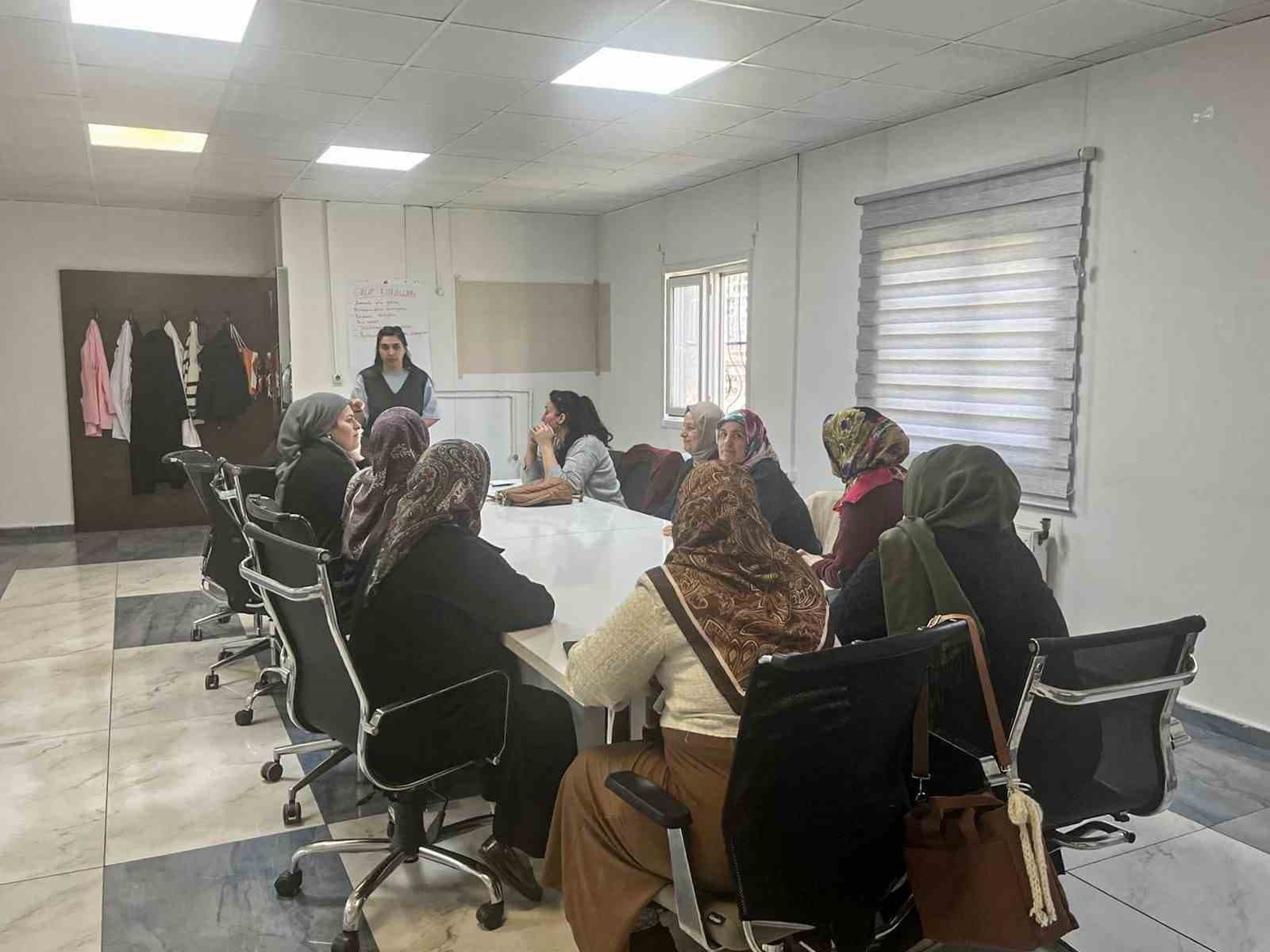 Diyarbakır’da kadın sağlığı eğitim programı devam ediyor