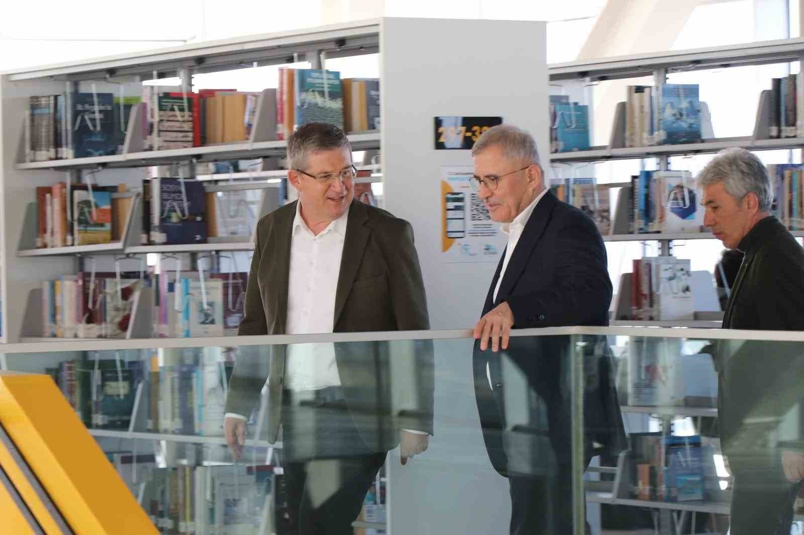 AK Partili Türkmen ve Subaşıoğlu’ndan Denizli’de "Eser Siyaseti" turu