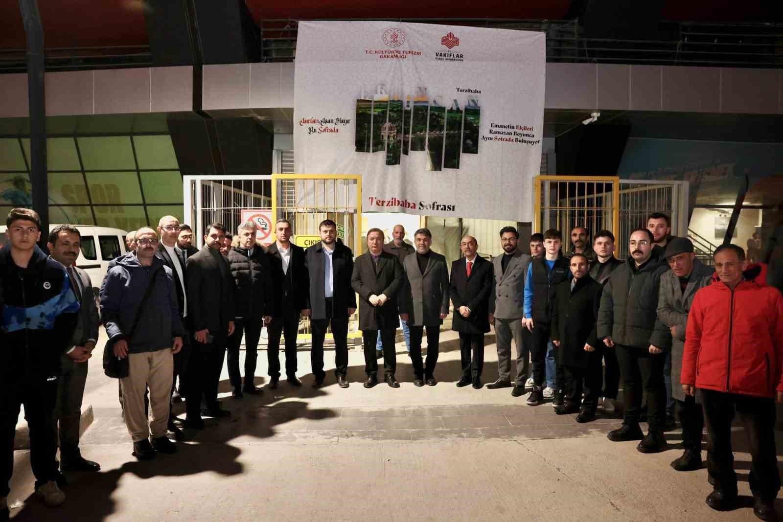 Erzincan’da TÜGVA’dan "Büyük Aile İftarı"