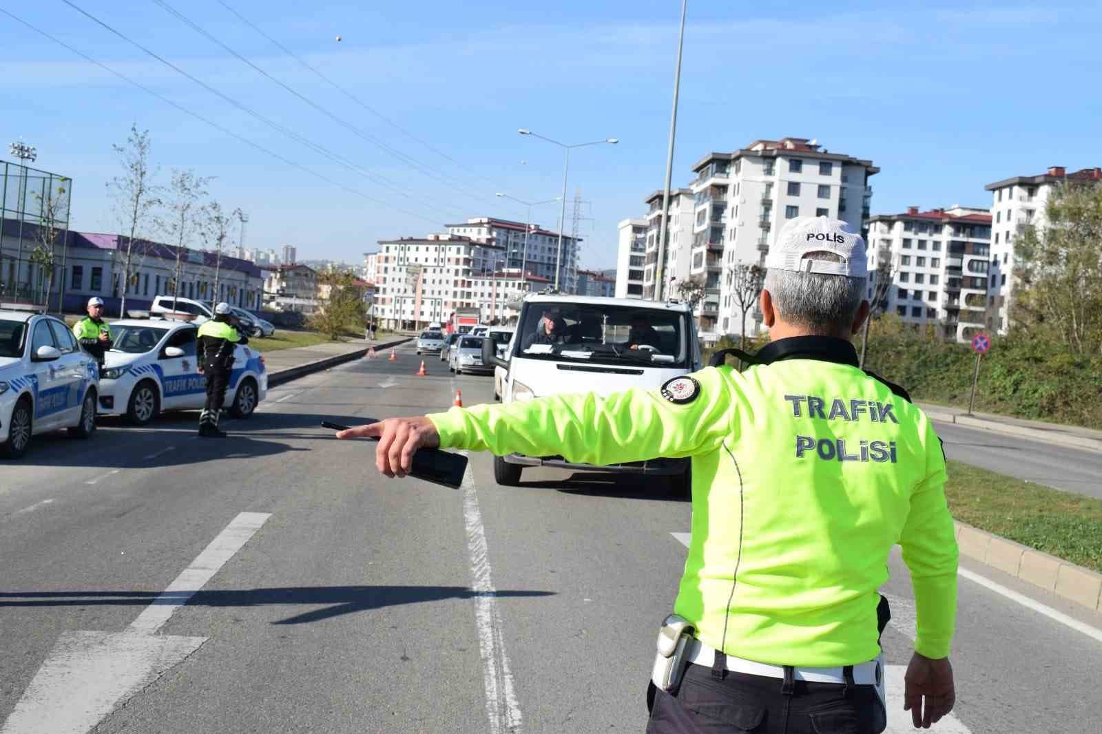 Ordu’da bir haftada 13 binden fazla araç ve sürücüsü denetlendi