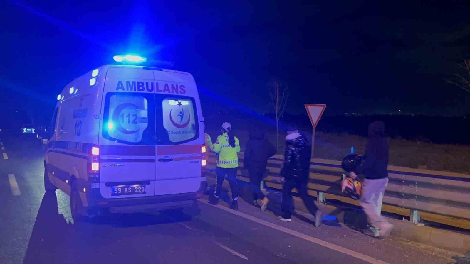 Tekirdağ’da iki motosiklet çarpıştı: 3 yaralı