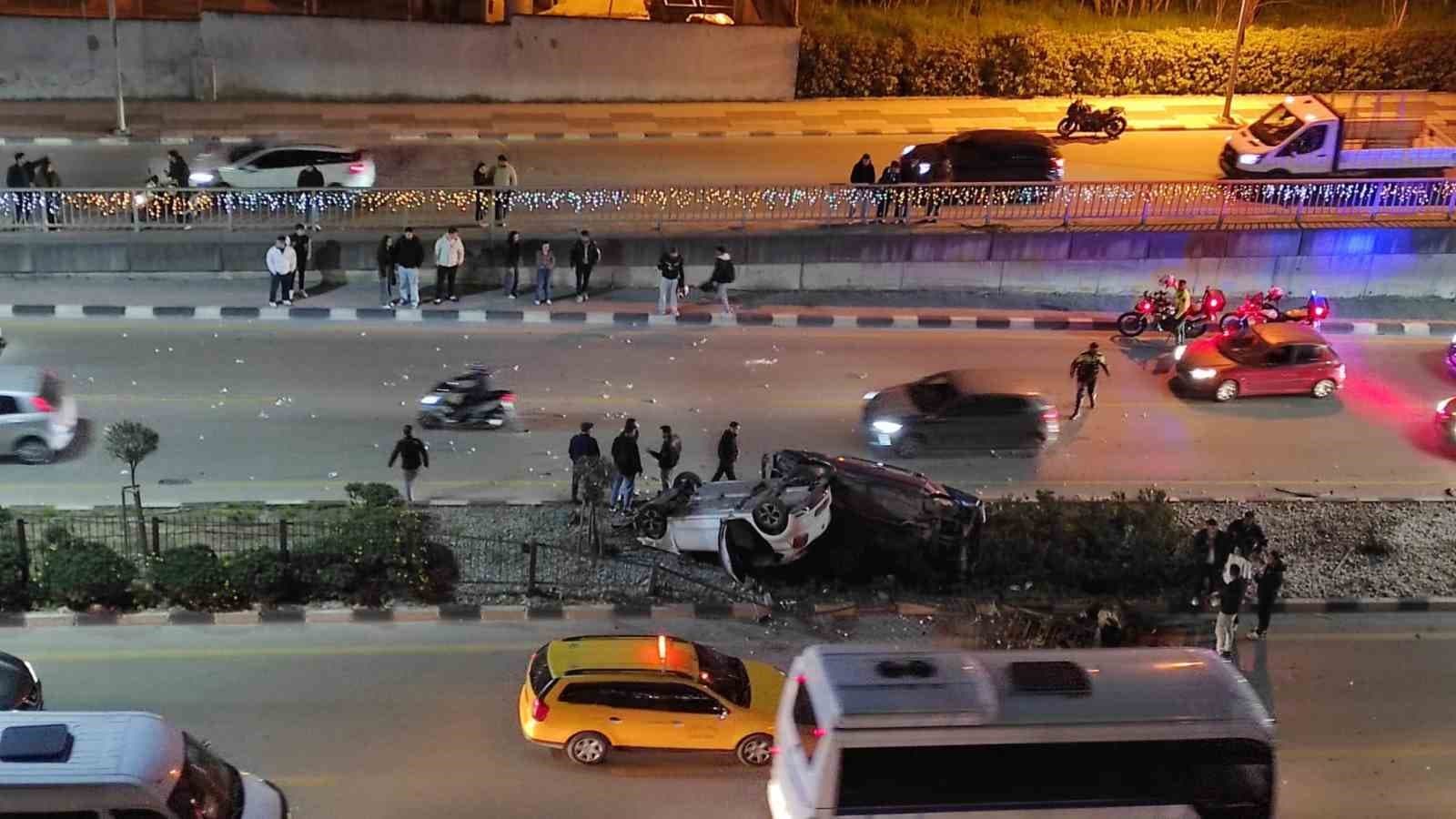 Takla atan araçlardan burunları dahi kanamadan çıktılar