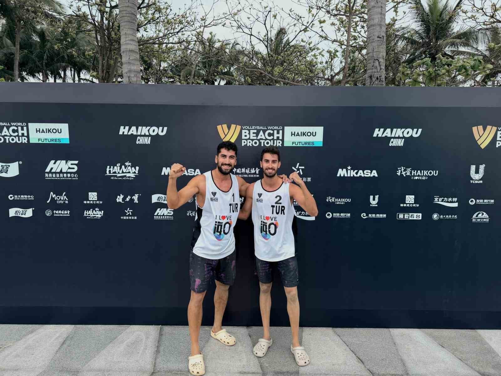 Yusuf Özdemir ve Batuhan Kuru, Beach Pro Tour Haikou etabında yarı finalde