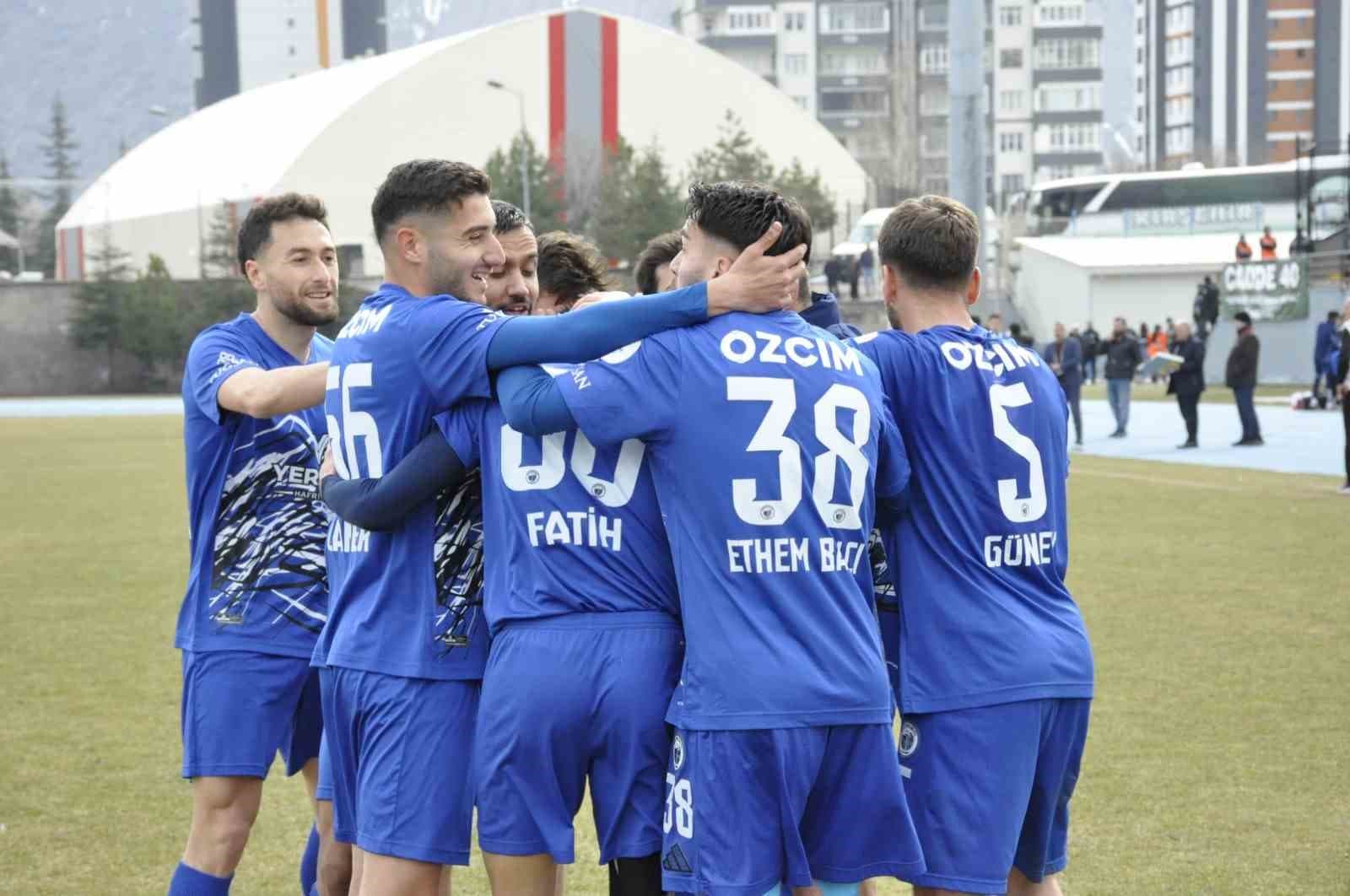 TFF 3. Lig: 2. Grup: Erciyes 38 FK: 3 - Kırşehirspor: 2