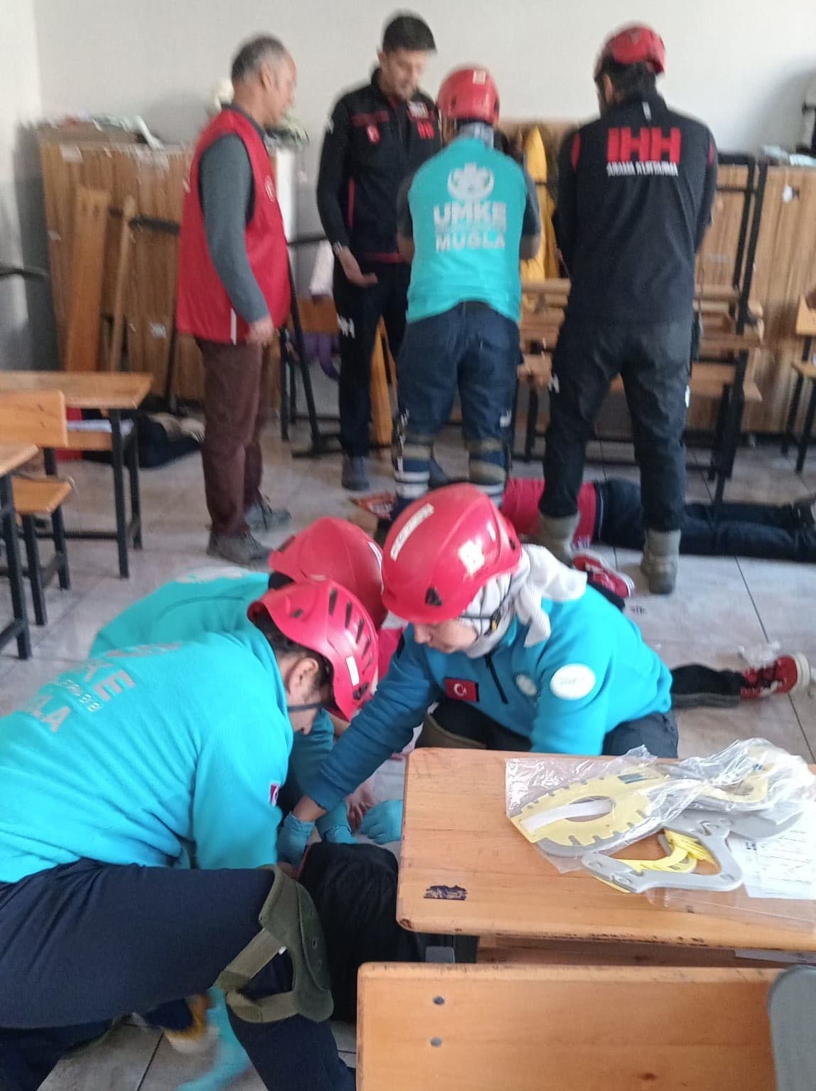 Köyceğiz Atatürk Ortaokulu’nda Afet Tatbikatı gerçekleştirildi