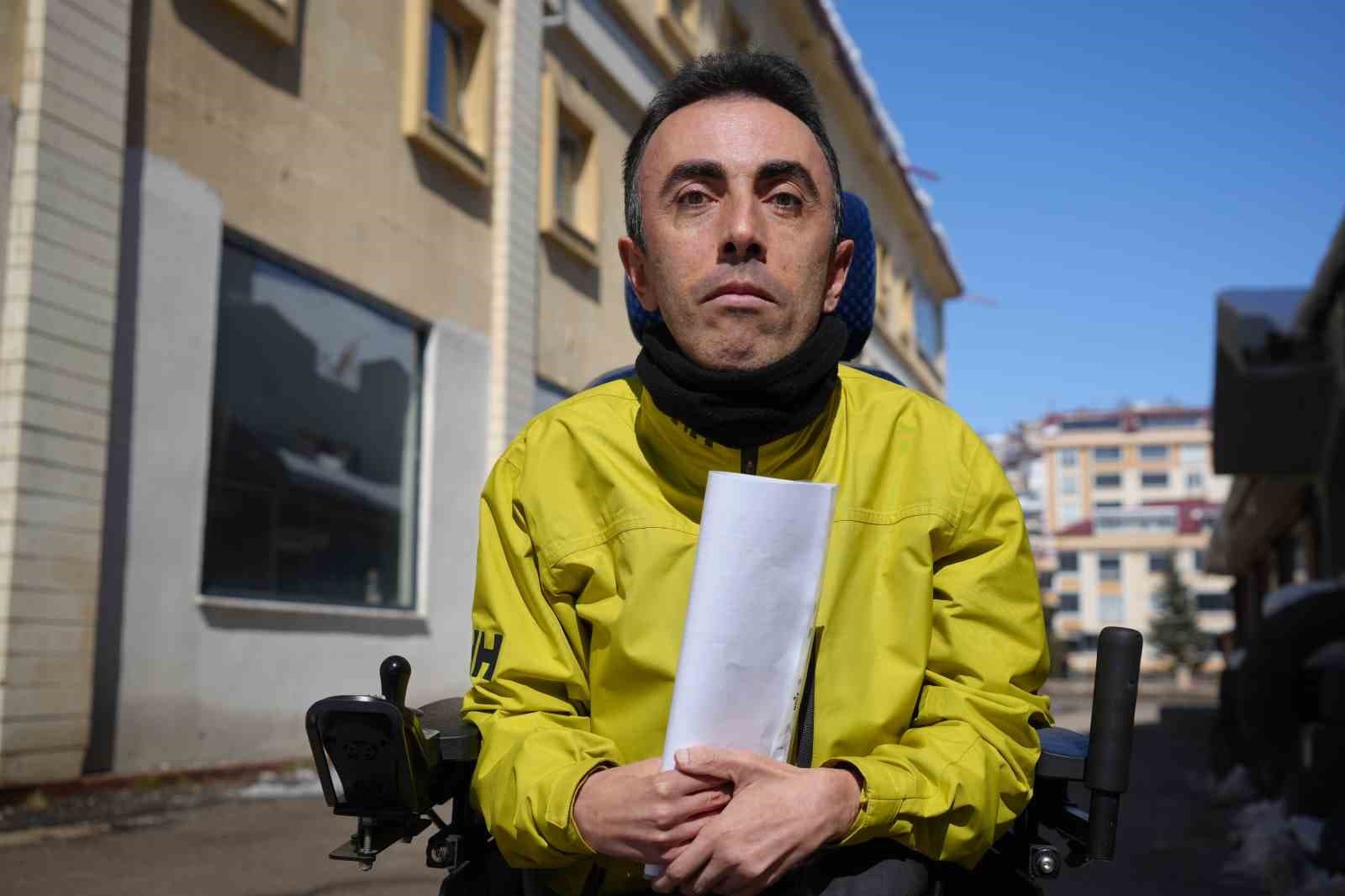 Bayburt’ta engelli vatandaşa çarpıp kaçan sürücüye 15 bin lira ceza: "Vicdanlarımız ikinci kez yaralandı"