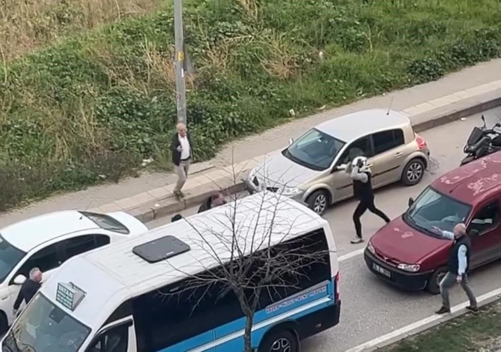 Trafikte coplu kavganın failleri yakalandı: 180 bin lira ceza kesildi
