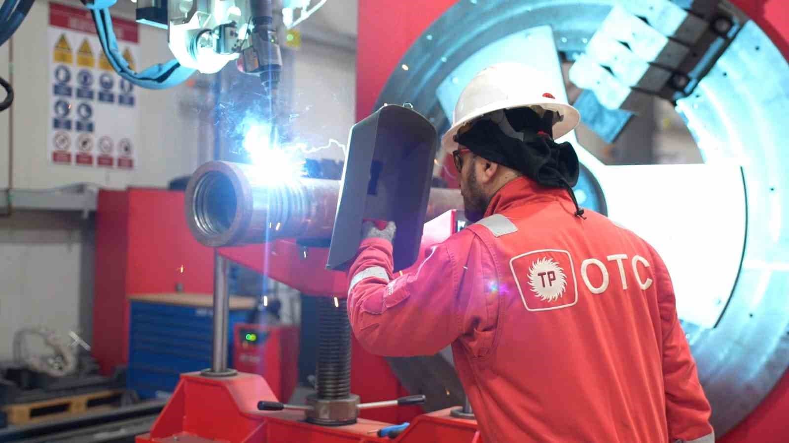 Bakan Bayraktar: "Enerjide Tam Bağımsız Türkiye yolunda her halkayı bir bir tamamlıyoruz"